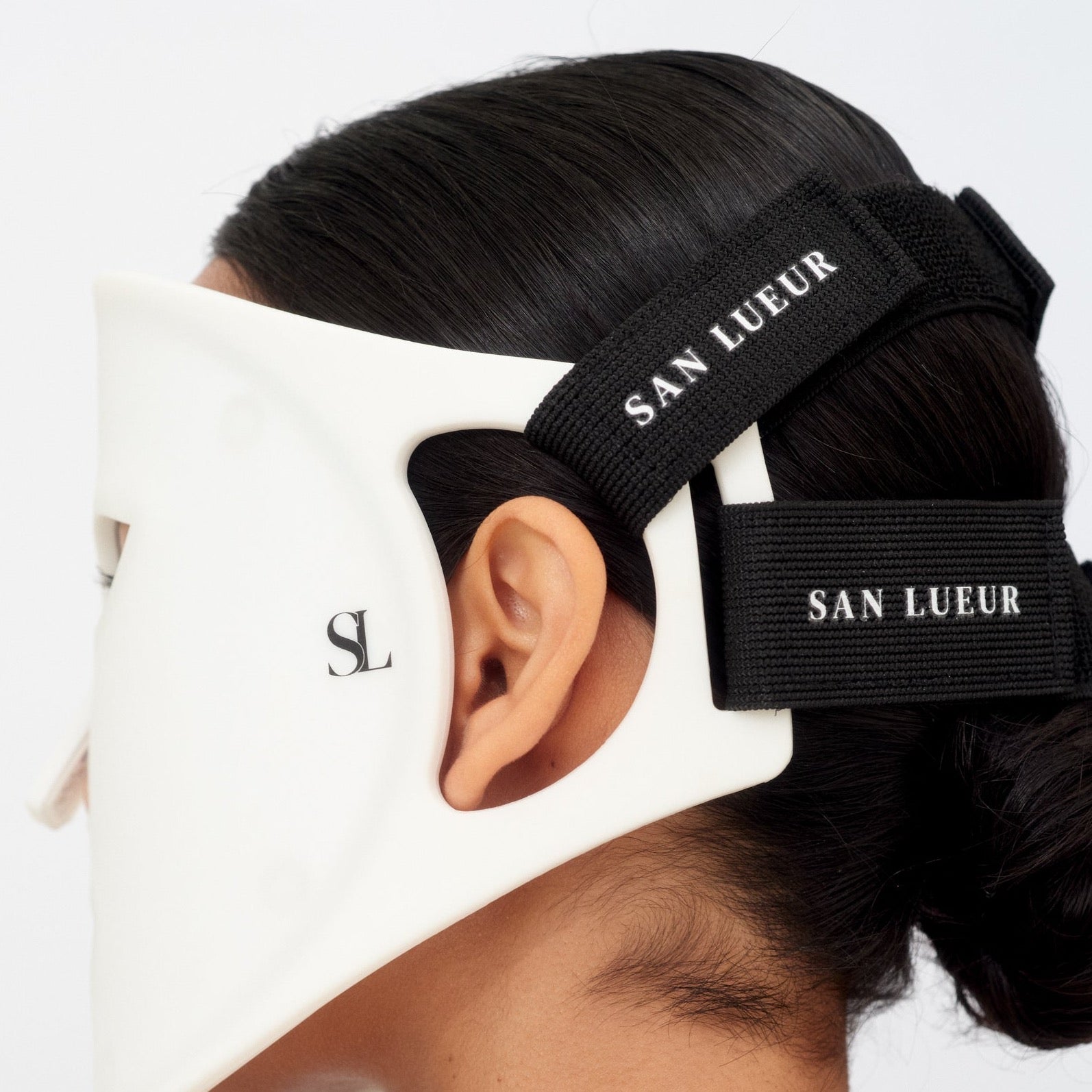 San Lueur Advanced LED Light Therapy Facial Mask (PRE-ORDER)