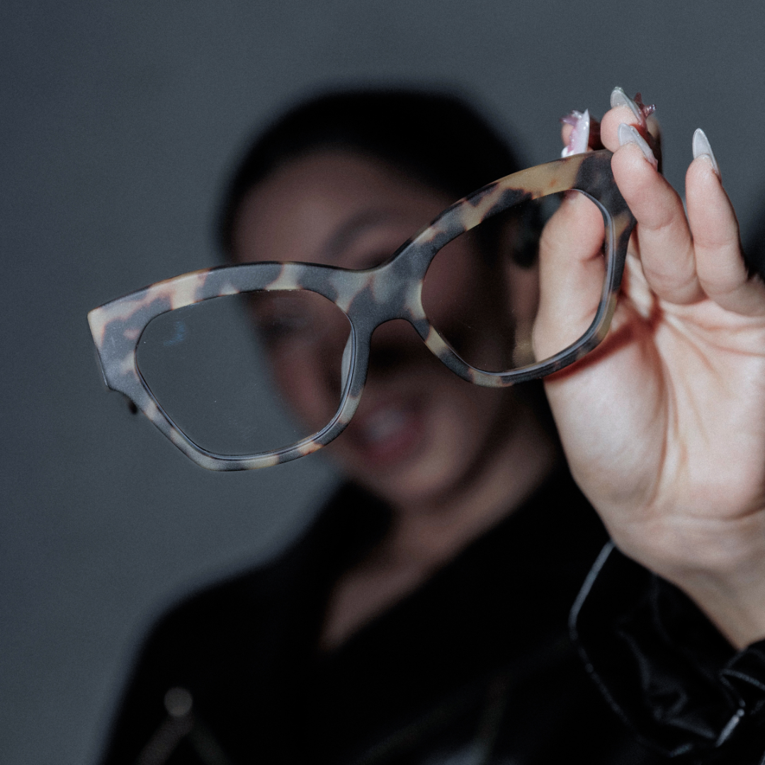 Chiquita THE BOSS Matte Tortoiseshell - Blue Light Eyewear