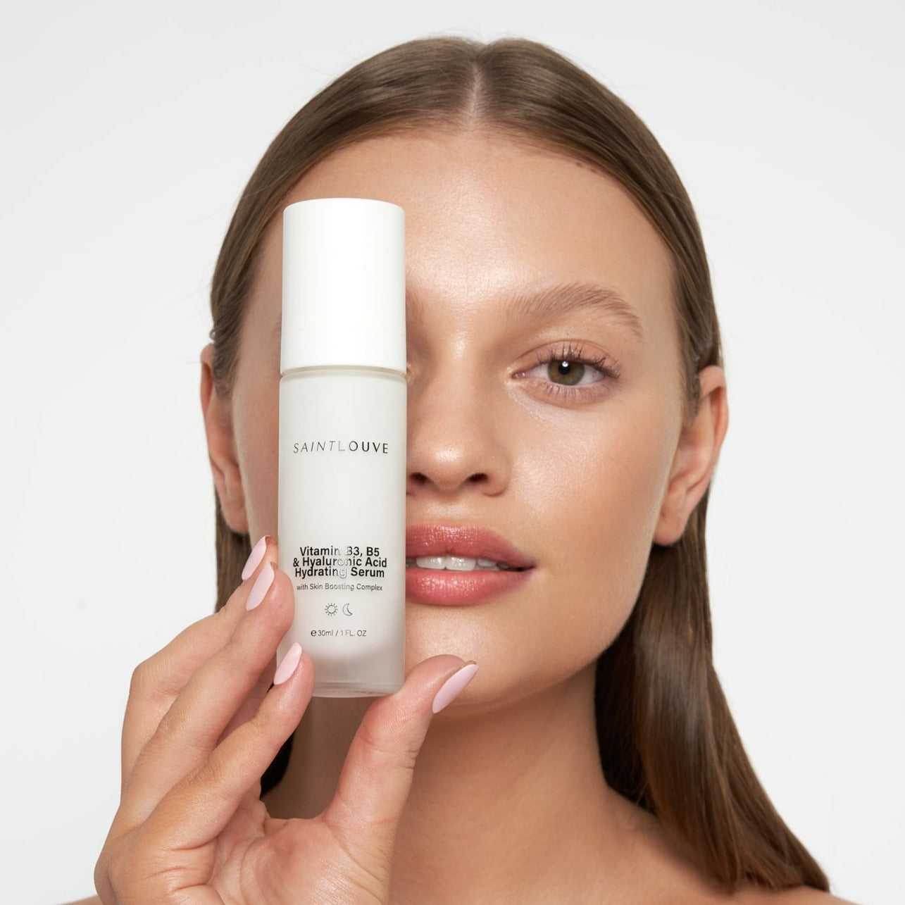 Saintlouve - Vitamin B3, B5 & Hyaluronic Acid Hydrating Serum